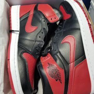 Air Jordan Retro 1 (size 12)